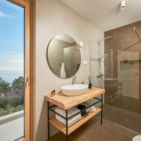 Adelia * Sveta Nedelja (Hvar)